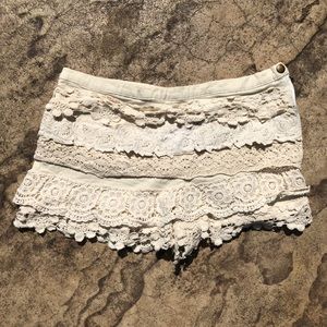 M Boutique Cream Floral Layered Crochet Shorts